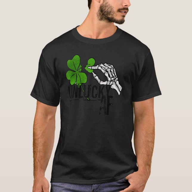 Unlucky AF Skeleton Hand St.Patrick Day Clover T Shirt (Framsida)