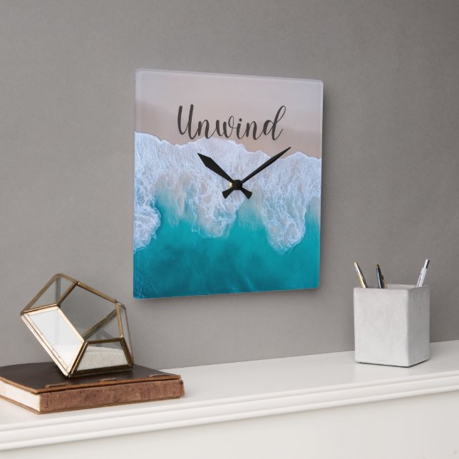 Unwind Ocean Beach Wall Clock Fyrkantig Klocka (Kontor)