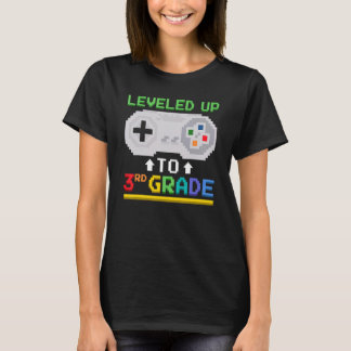 Upp till 3:e spelspelkontrollen Klass T Shirt