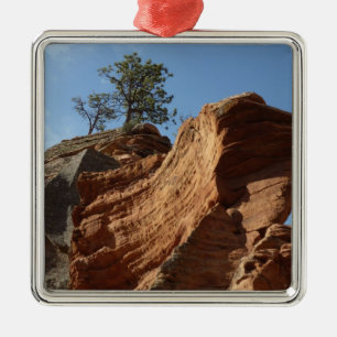 Upp till Angels Landing i Zion National Park Julgransprydnad Metall