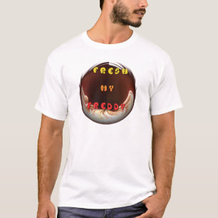 Uppdatera min Freddy Art-utskrift Tee