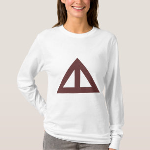 Uppdelad triangulär pil tee shirt