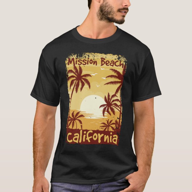 Uppdrag Beach California T Shirt (Framsida)