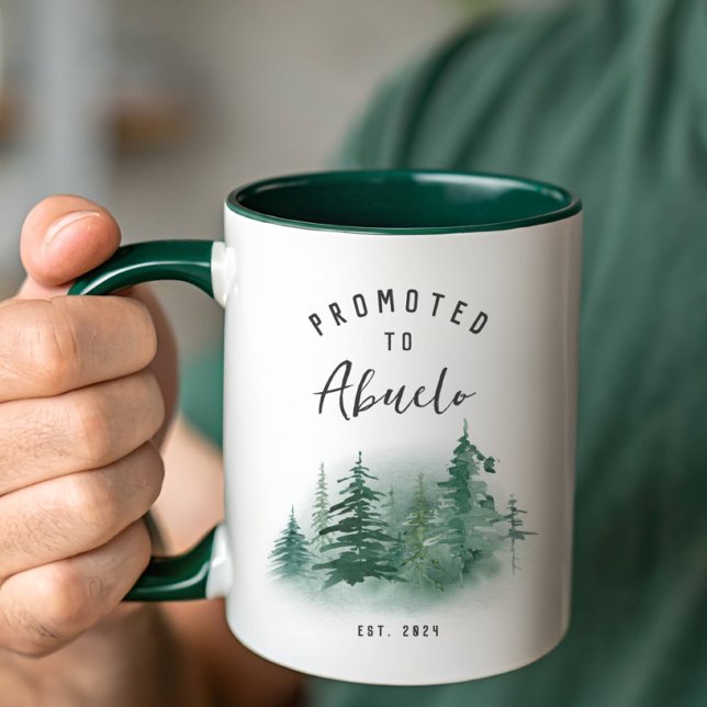 Uppflyttad till Abuelo-året Mugg (Skapare uppladdad)