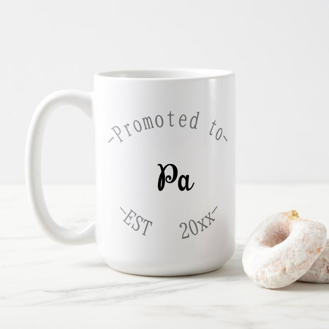 Uppflyttad till far-/morförälder kaffemugg (Med munk)