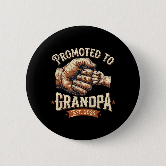 Uppflyttad till farfar Est 2026 Fist Bump Ba Knapp (Framsida)