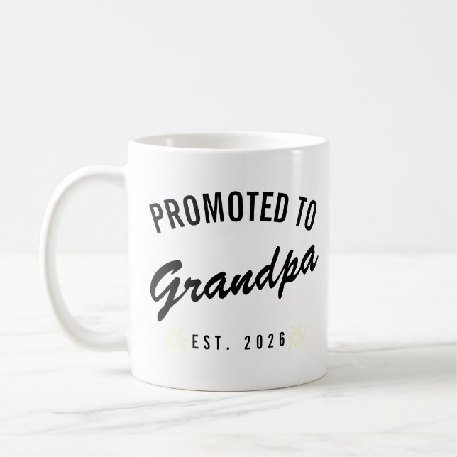 Uppflyttad till Farfar Est. 2026 Kaffemugg (Vänster)