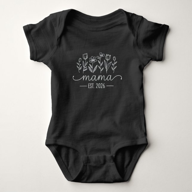 Uppflyttad till Mamma 2026 Gravid Blommig Ny Mamma T Shirt (Framsida)