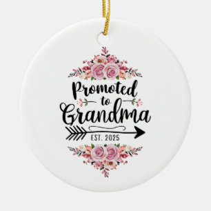 Uppflyttad till mormor 2025 graviditetsmeddelande julgransprydnad keramik