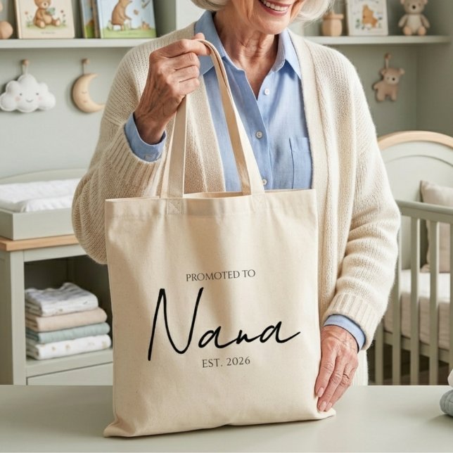 Uppflyttad Till Mormor Chic Vardaglig Skrift Tygkasse (Skapare uppladdad)