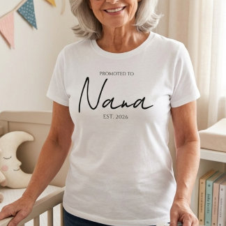 Uppflyttad Till Nana Klassisk ET År Design T Shirt