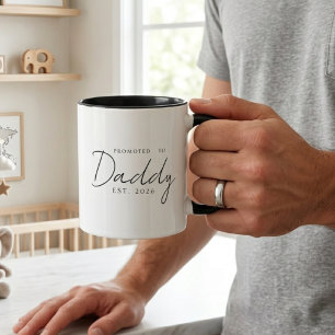 Uppflyttad Till Pappa Elegant EST År Skript Design Mugg