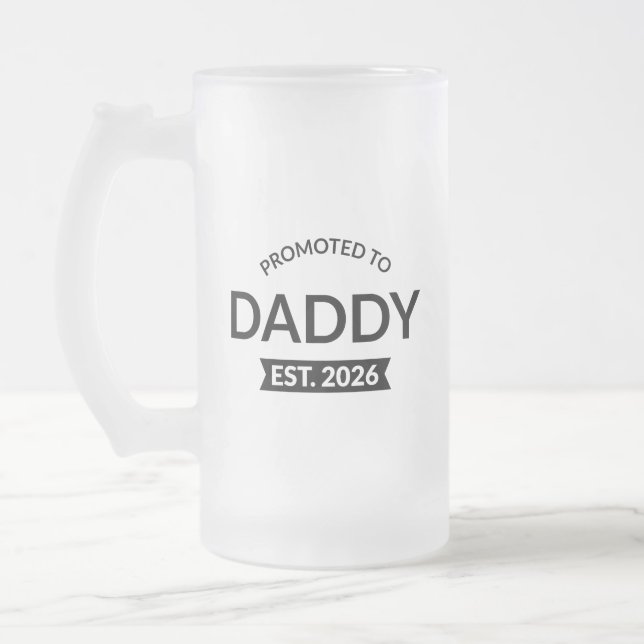 Uppflyttad till pappa Est. 2026 II Frostat Ölglas (Vänster)