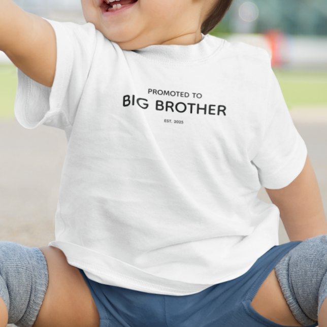 Uppflyttad Till Storebror Graviditetsupprop  T Shirt (Skapare uppladdad)