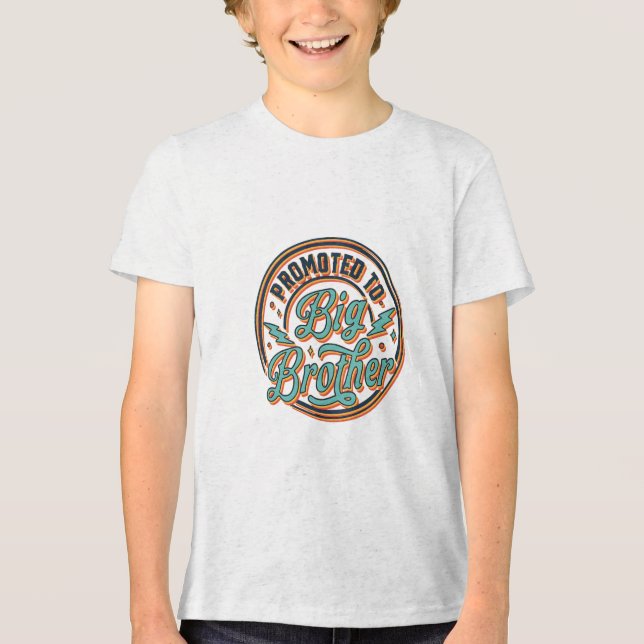 uppflyttad till storebror  t shirt (Framsida)