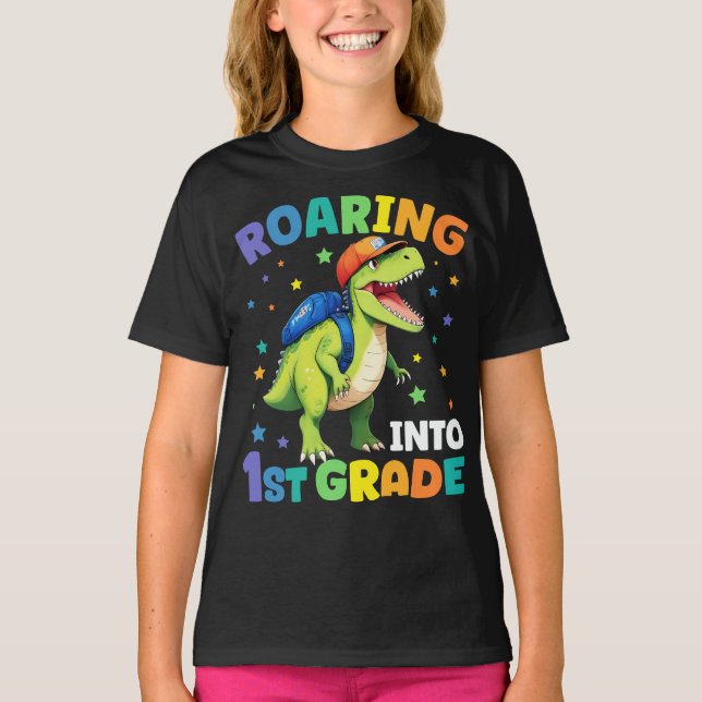 Uppfödning 1:a Klass Dinosaur T Rex Back to school T Shirt (Framsida)