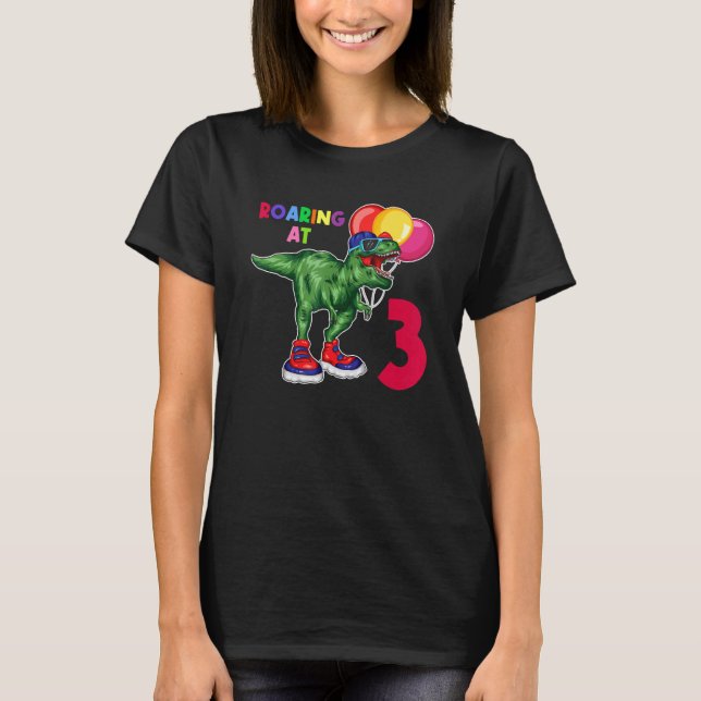 Uppfödning vid 3:e födelsedagen t shirt (Framsida)
