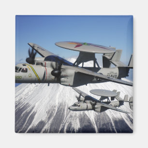 Uppförande för två E-2C Hawkeyes en flyby Magnet