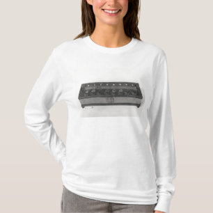 Uppfunnen beräkna maskin t shirt