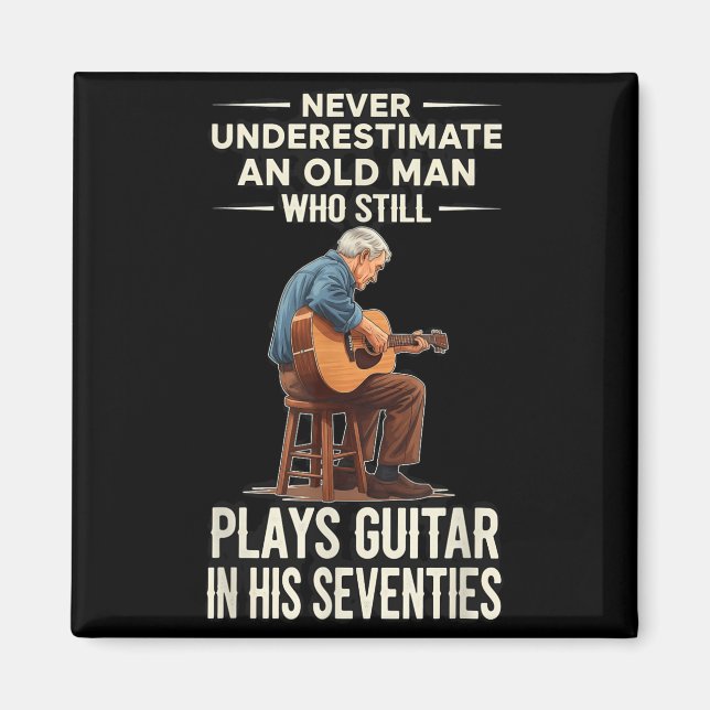 Uppgifta gammal man spelar gitarr 70-tal rolig magnet (Framsidan)