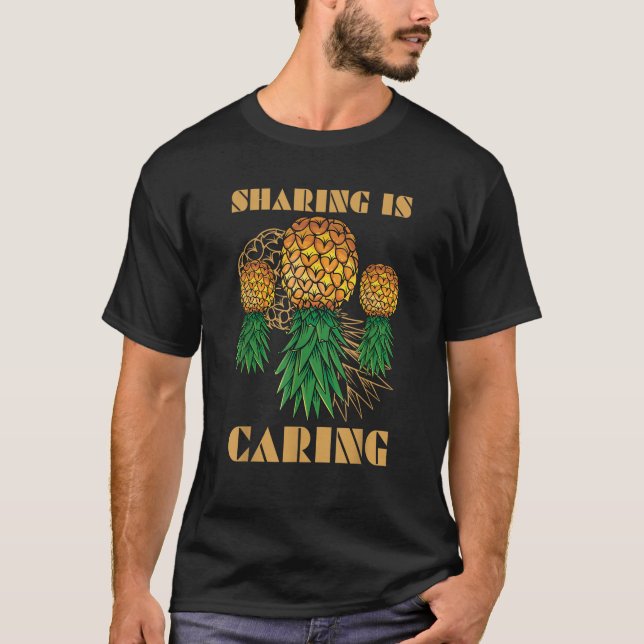 Uppgraderad ananasdelning tar hand om Hawaii Summ T Shirt (Framsida)