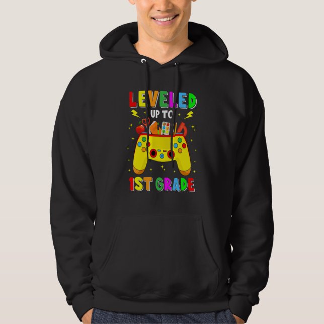 Uppgraderad till 1:a klassens spelare Tillbaka til Hoodie (Framsida)