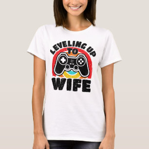 Uppgraderad Till Hustru Nygift Spelare Beforderad T Shirt