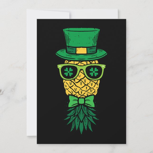 Uppifrån och ned Pineapple Leprechaun St patricks  Inbjudningar (Framsida)