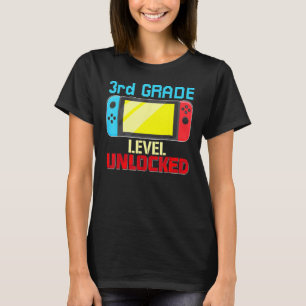 Upplåsning av videospelaren på tredje Klass-nivå i T Shirt