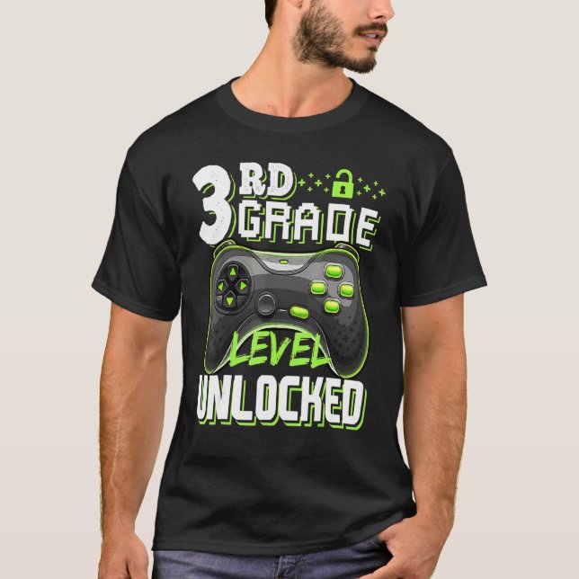 Upplåst Back to school-video på tredje Klass-coola T Shirt (Framsida)