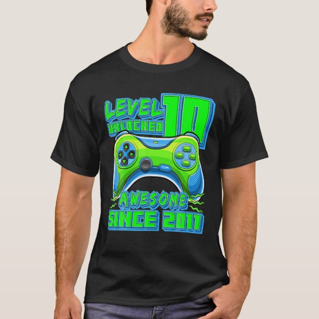 Upplåst Fantastisk 2011-videospel på nivå 10:e BIR T Shirt (Framsida)