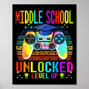 Upplåst nivåspelare i mitten-skolan tillbaka till poster