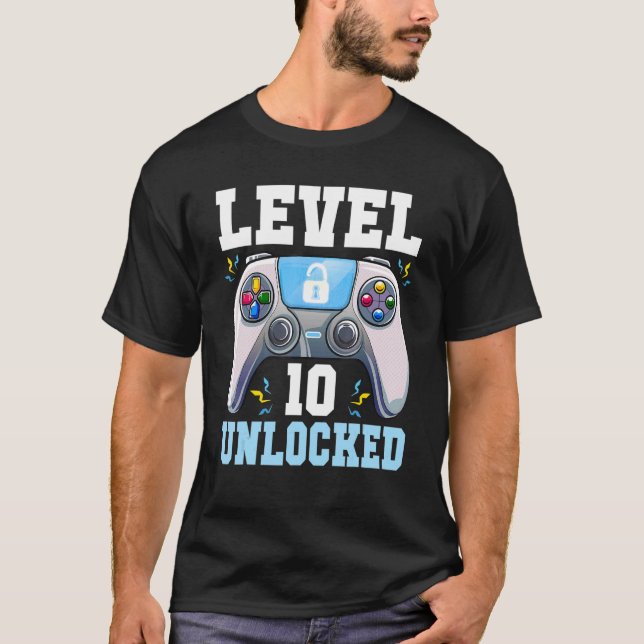 Upplåst videospel på nivå 10 10:e födelsedagsspela t shirt (Framsida)