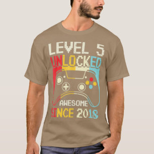 Upplåst videospel på nivå 5:e födelsedagsspelaren t shirt