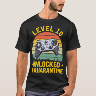 Upplåst videospelare på nivå 10 10 2010 Födelsedag T Shirt