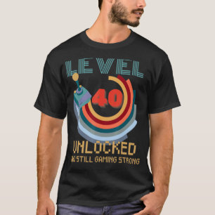 Upplåst videospelare på nivå 40 40:e födelsedagen t shirt