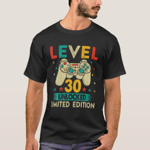 Upplåst vildkontrollerare på nivå 30 - födelsedags t shirt