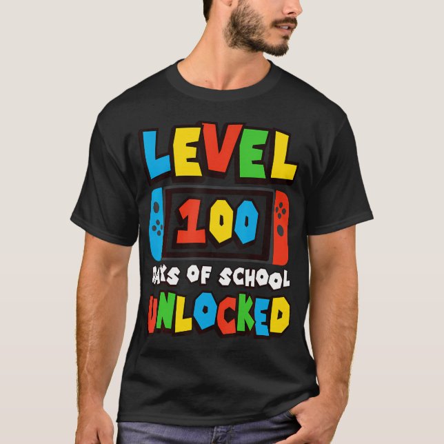 Upplåsta videospel på 100 dagar i skolan t shirt (Framsida)