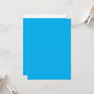 Upplev det blå himlens skönhet med ett flygplan inbjudningar