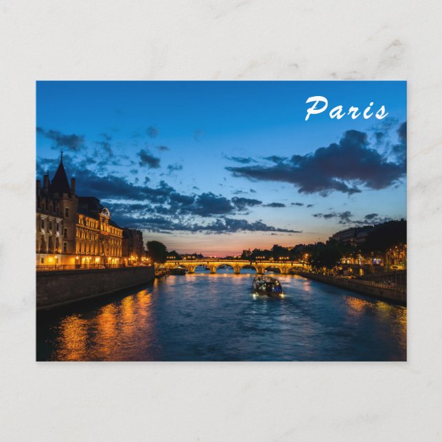 Upplyst Conciergerie nattetid - Paris, Frankrike Vykort (Framsida)