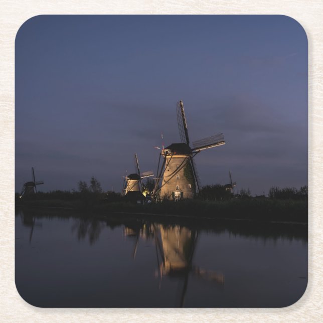 Upplyst kvarn på blåtttimmekustfartyget underlägg papper kvadrat (Framsidan)