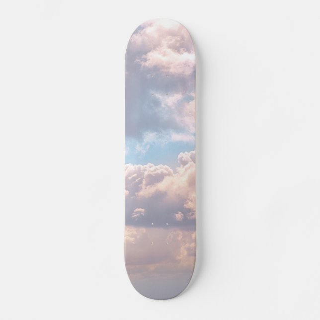 Upplysta fluffiga moln av rosa i blå himmel skateboard bräda 19,5 cm (Framsida)