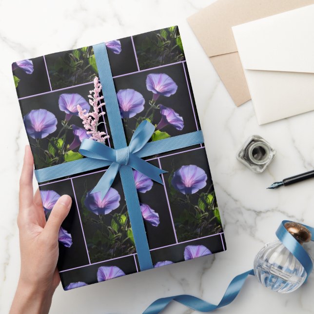 Upplysta morgonpraktblommor presentpapper (Gifting)