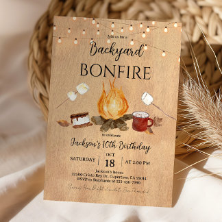 Uppmaning till Backyard Bonfire Birthday Birthday Inbjudningar