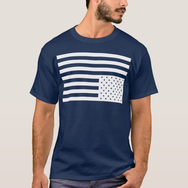 Uppochnervänd amerikanska flaggan i Black. Tee (Framsida)