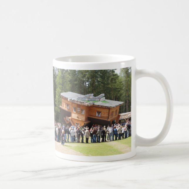 Uppochnervänt hus kaffemugg (Höger)