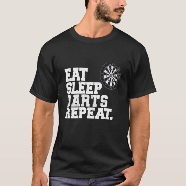 Upprepa Darts-spelaren i viloläge T Shirt (Framsida)
