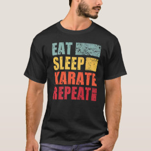 Upprepa Eat Ssov Karate T Shirt