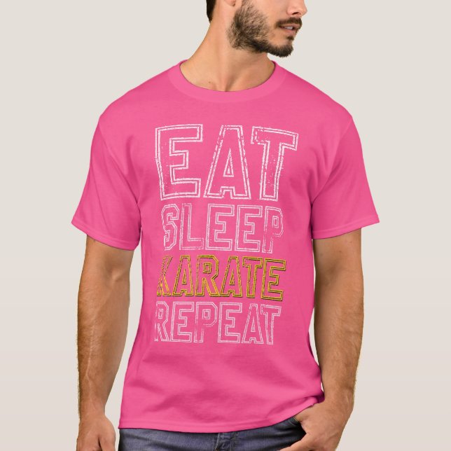 Upprepa Eat Ssov Karate T Shirt (Framsida)