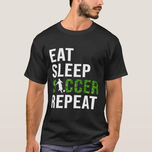 Upprepa fotbollsspelarens idrottslag i viloläge t shirt (Framsida)